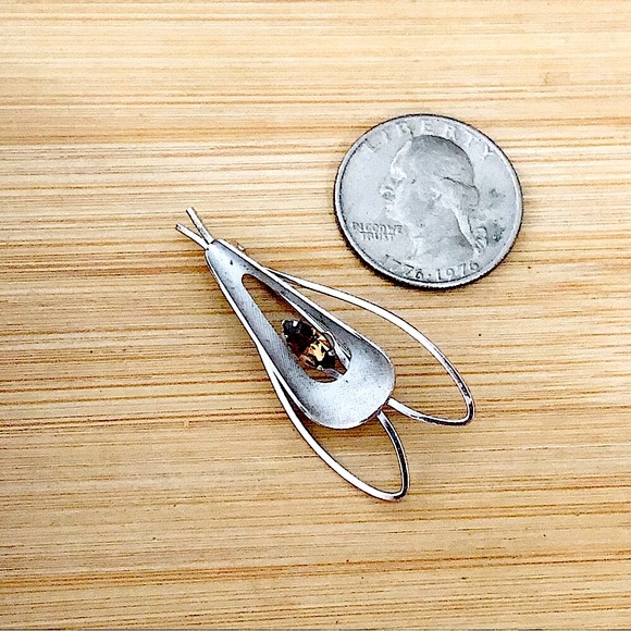 $28  Vintage Designer Estate Brooch  Sterling  Marked dce STERLING - Picture 6 of 6